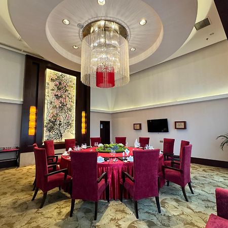 Holiday Inn Chengdu Century City-Easttower Bagian luar foto
