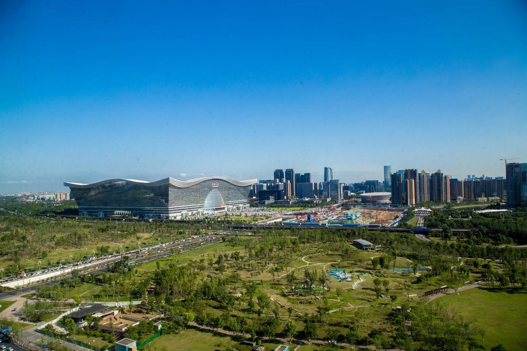 Holiday Inn Chengdu Century City-Easttower Bagian luar foto