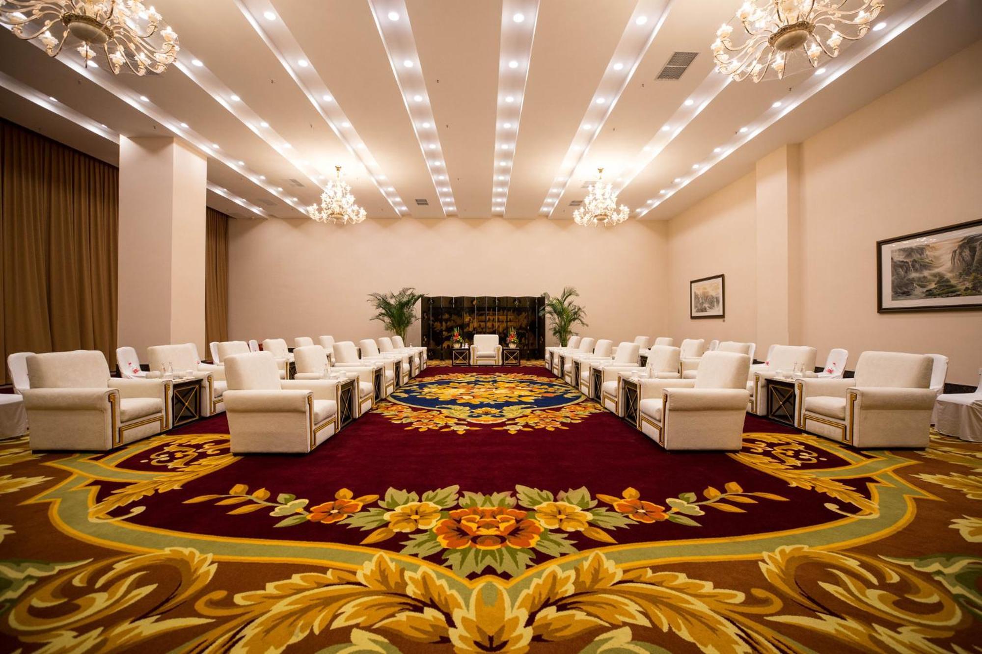 Holiday Inn Chengdu Century City-Easttower Bagian luar foto