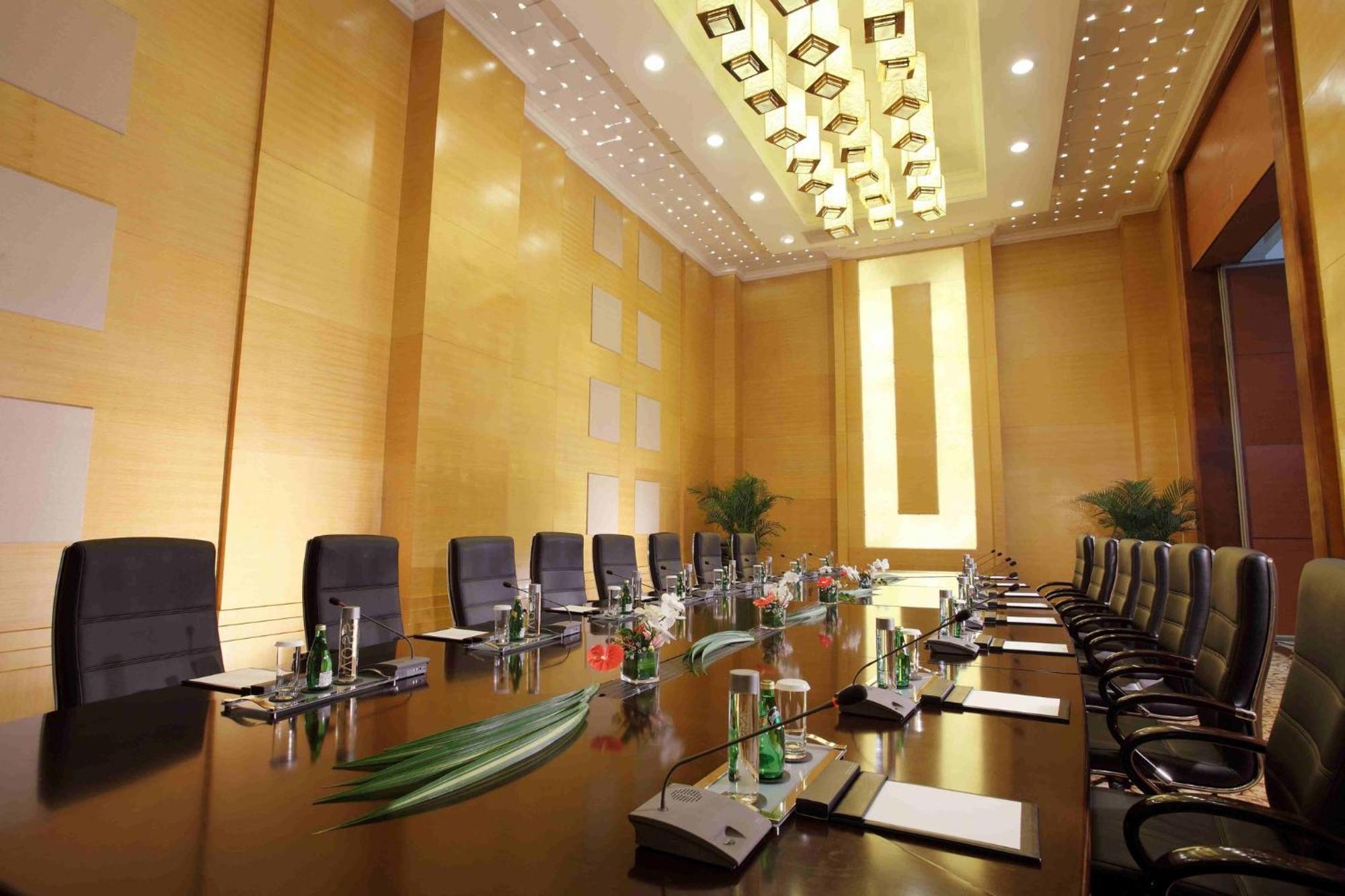 Holiday Inn Chengdu Century City-Easttower Bagian luar foto