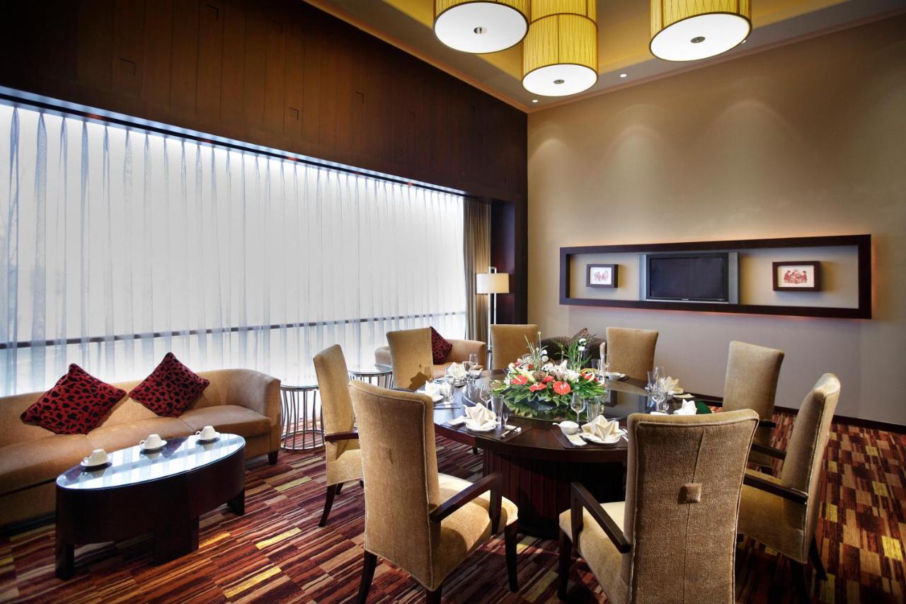 Holiday Inn Chengdu Century City-Easttower Bagian luar foto