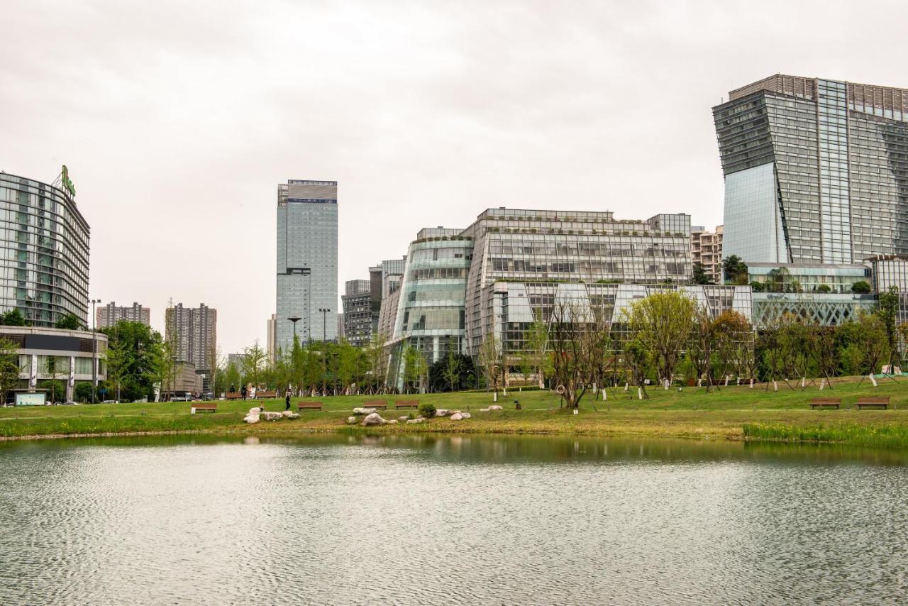 Holiday Inn Chengdu Century City-Easttower Bagian luar foto
